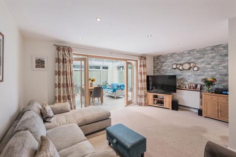 2 Langdale Road, Worcester, WR1 3AJ