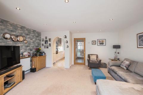2 Langdale Road, Worcester, WR1 3AJ