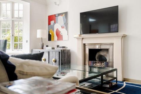 6 bedroom terraced house to rent, Hamilton Terrace, St John's Wood, NW8