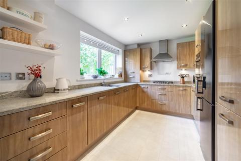 4 bedroom detached house for sale, Leasingthorne Way, Great Park, NE13