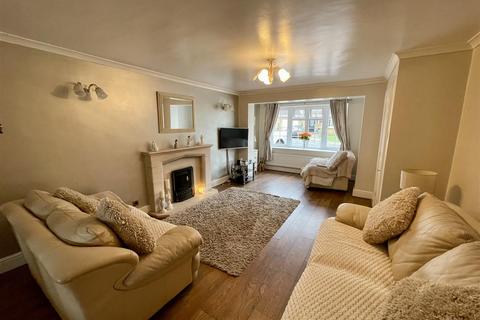 4 bedroom detached house for sale, Oriel Court, Darlington