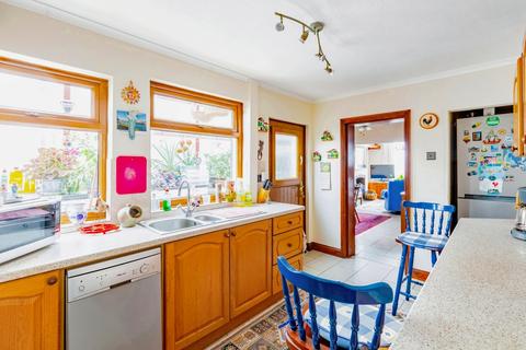 7 Crouch Road, Irthlingborough, Wellingborough, NN9 5PS