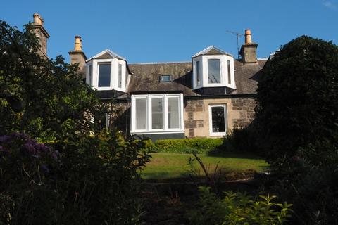 2 bedroom semi-detached house to rent, Queen Street, Fife DD6