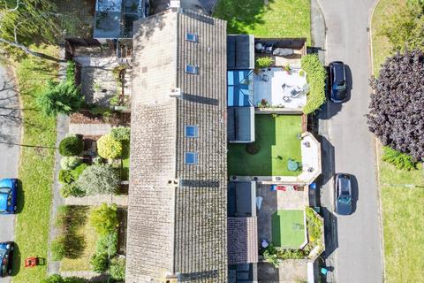 4 bedroom terraced house for sale, Kelvinbrook, West Molesey, KT8