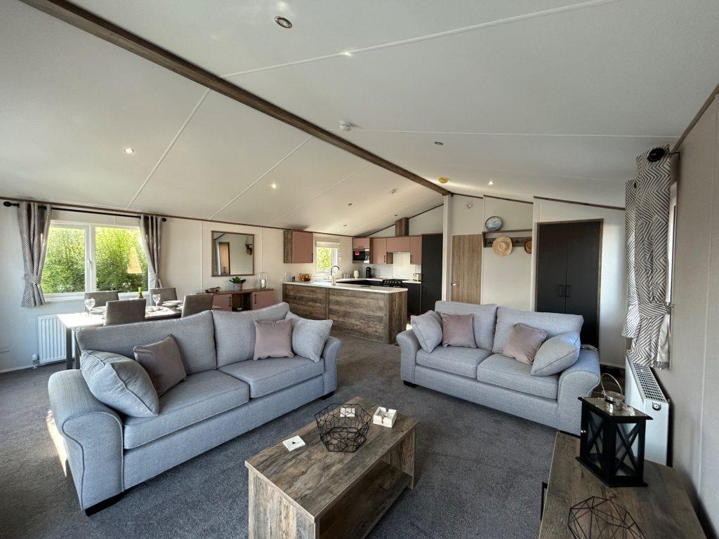 Birchington Vale Holiday Park 2 bed lodge for sale £174,995