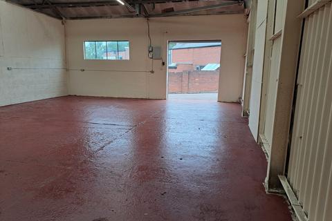 Industrial unit to rent, Hayes Lane, Stourbridge DY9