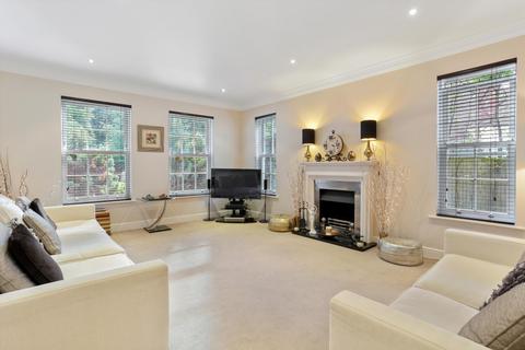 4 bedroom detached house for sale, Headley Road, Leatherhead, Surrey, KT22