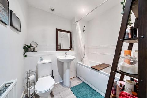 2 bedroom flat for sale, Chesham,  Buckinghamshire,  HP5