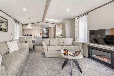 2 bedroom lodge for sale, Two Bed Victory Lakewood (42x13) Willow Pastures Country Park, Hull HU11