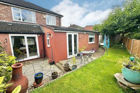 3 bedroom semi-detached house for sale, Cherwell Close, Cheadle Hulme