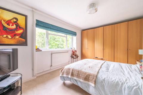 3 bedroom flat to rent, Holders Hill Road, Mill Hill East, London, NW4