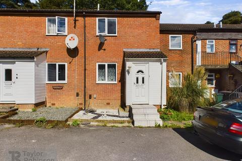 2 bedroom terraced house for sale, Tollgate Hill, Crawley