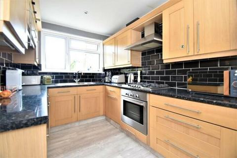 3 bedroom terraced house for sale, Fairfield Road, Minster, CT12