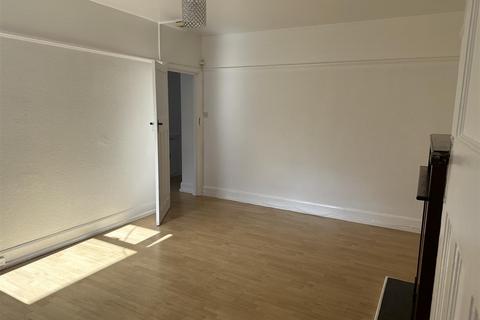 2 bedroom property to rent, Simonside Terrace, Newcastle Upon Tyne