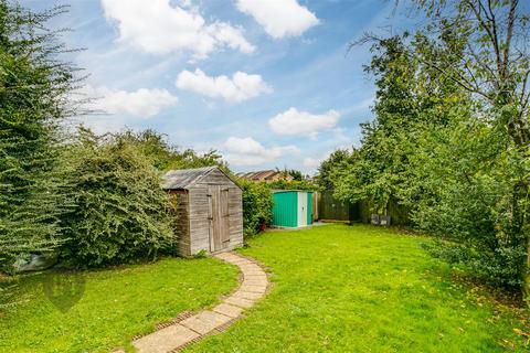 12e Sutherland Grove, London, SW18 5PU