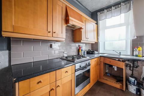 2 bedroom terraced house for sale, Wainman Street, Halifax