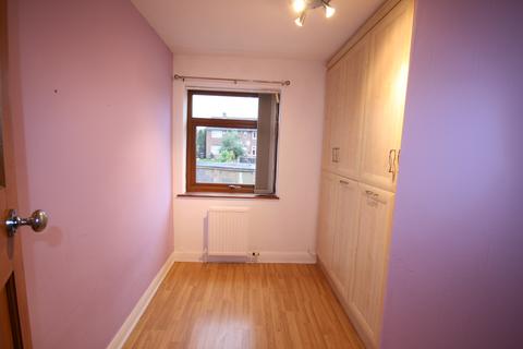 47 Incline Road, Oldham, OL8 4QW