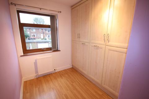 47 Incline Road, Oldham, OL8 4QW