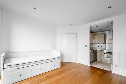 1 bedroom apartment to rent, City Mill Apartments, Lee Street, Haggerston, E8