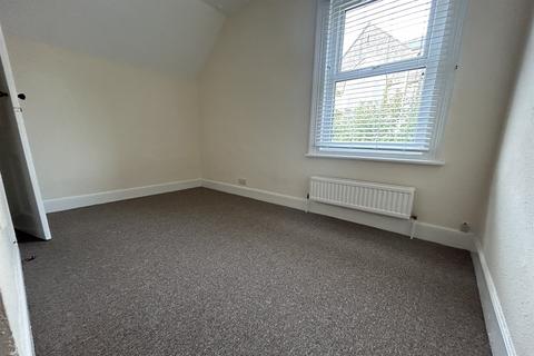 Studio to rent, Westcliff on Sea