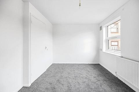 1 bedroom flat for sale, Edmeston Close, London E9