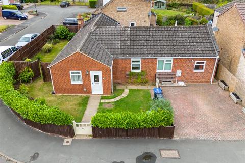 3 bedroom detached bungalow for sale, Cherry Lane, Hampton Magna, Warwick