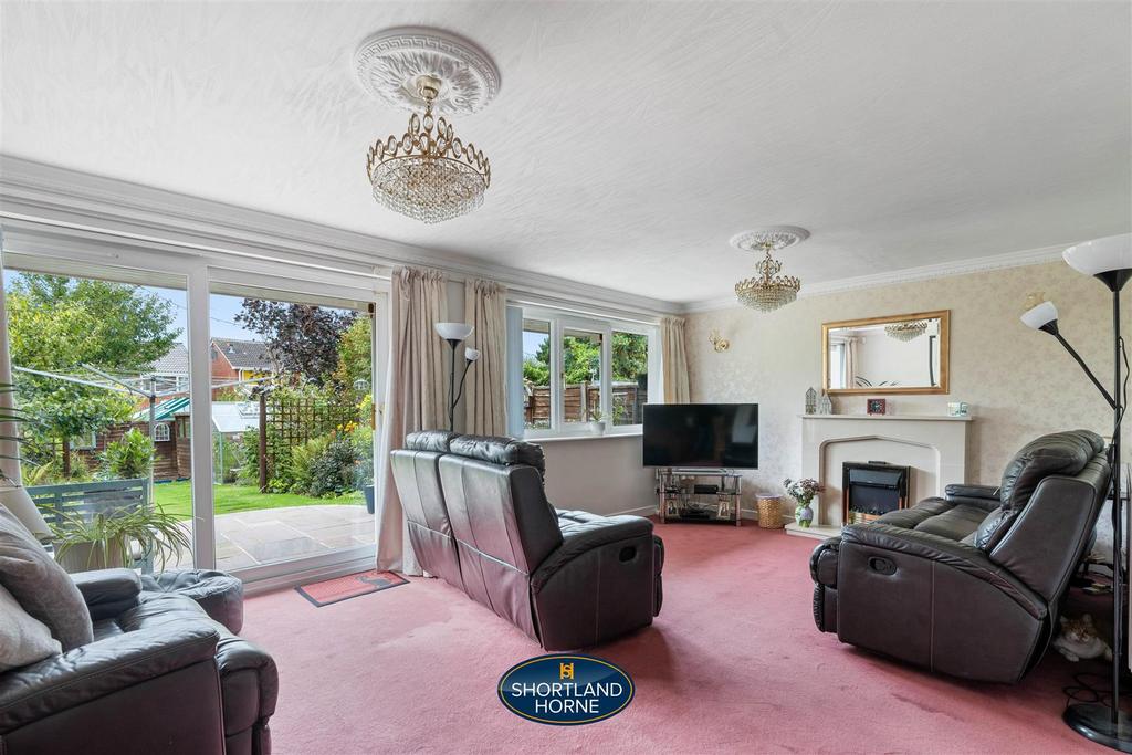 The Park Paling, Coventry CV3 3 bed detached house for sale £420,000