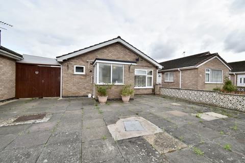 2 bedroom bungalow for sale, Birsmore Avenue, Rushy Mead, Leicester, LE4