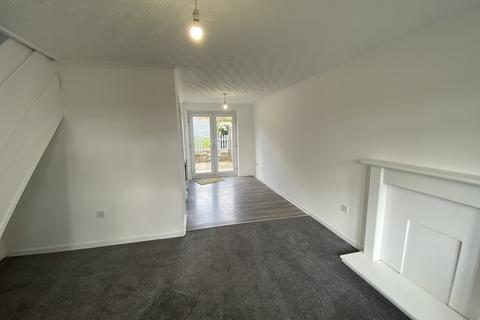 2 bedroom terraced house to rent, Ridgewood Gardens, Neath