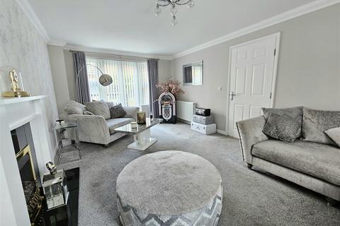 5 bedroom detached house for sale, Welland Road, Hilton, Derby