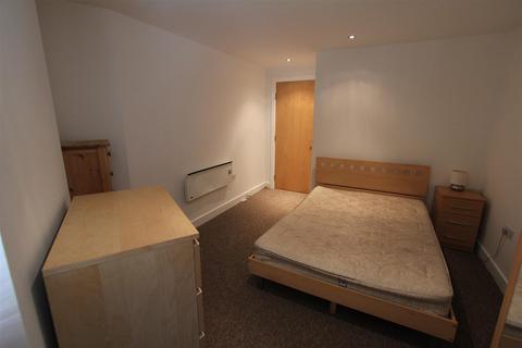 1 bedroom flat to rent, McClure House, Leeds Dock