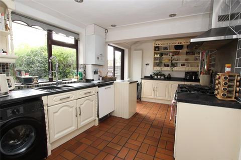 4 bedroom end of terrace house for sale, Kings Highway, Plumstead Common, London, SE18