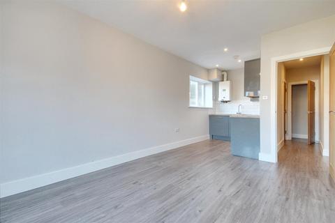 1 bedroom flat for sale, Winchelsea Gardens, Worthing