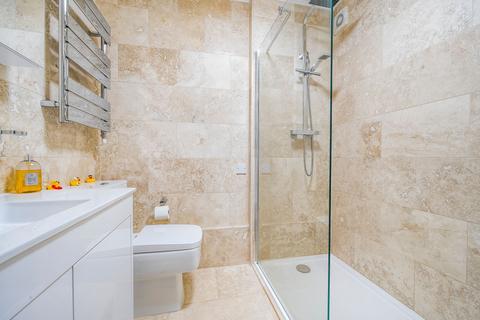 30 Beach Crescent, Littlehampton, BN17 5NT