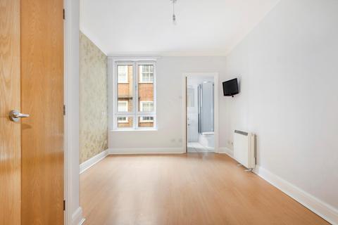 3 bedroom apartment for sale, Werna House, Monument Street, London, EC3R.