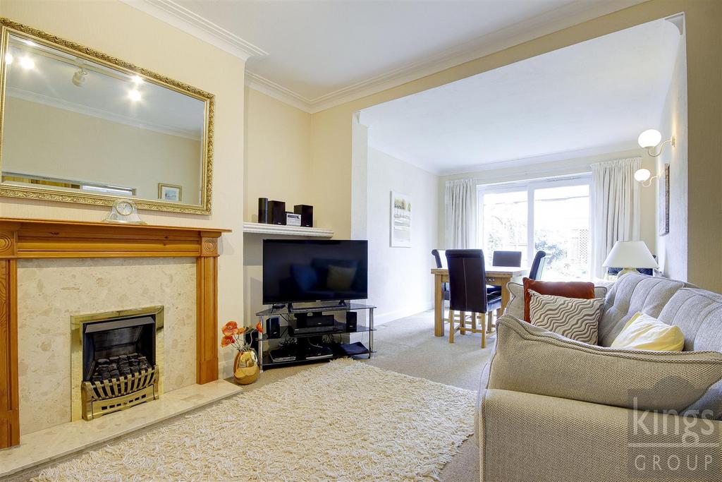 Kingsfield Drive, Enfield 3 bed semidetached house for sale £550,000