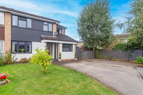 7 Berkeley Close, Bromsgrove, B60 2HL
