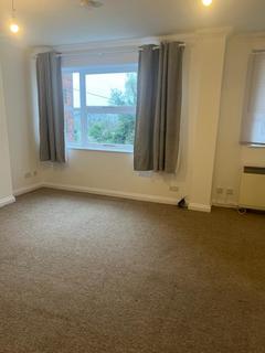 Studio to rent, Hart Hill Drive, Luton LU2