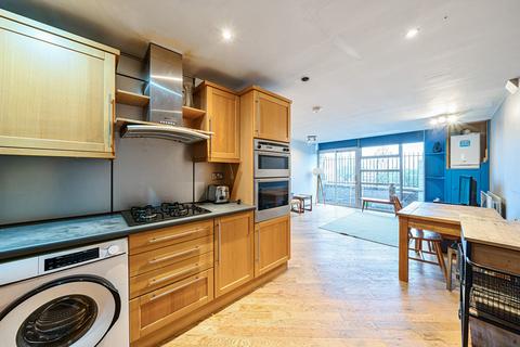 1 bedroom apartment for sale, Gervase Street, London