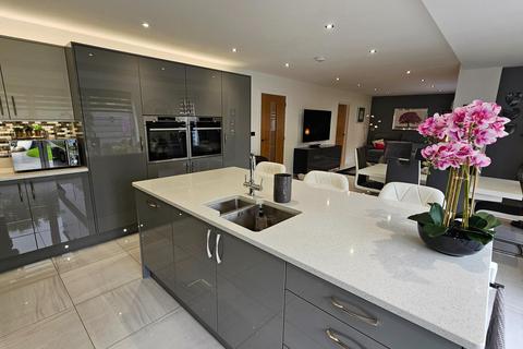 5 bedroom detached house for sale, Rockcliffe Grange, Mansfield, NG18