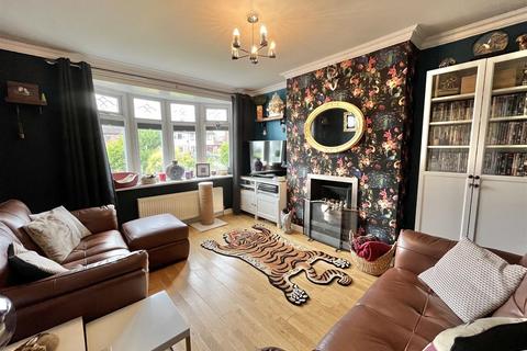 4 bedroom semi-detached house for sale, Wheatcroft, Hadfield, Glossop