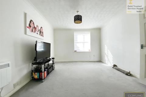 1 bedroom apartment to rent, Napier Crescent, Wickford