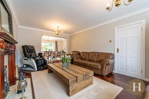 4 bedroom detached house for sale, Hazeley Close, Harborne, Birmingham, B17