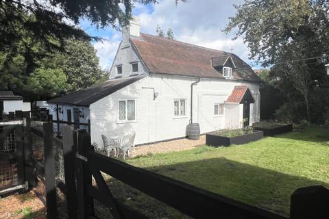 3 bedroom equestrian property for sale, Lime Kiln Lane, Holbury, Southampton, Hampshire, SO45