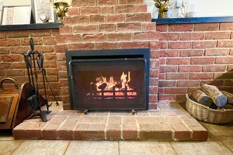 3 bedroom equestrian property for sale, Lime Kiln Lane, Holbury, Southampton, Hampshire, SO45