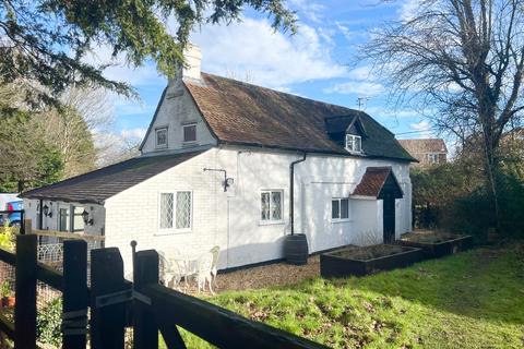 3 bedroom equestrian property for sale, Lime Kiln Lane, Holbury, Southampton, Hampshire, SO45