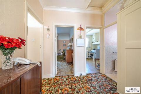 22 Parkthorne Drive, Harrow, HA2 7BU