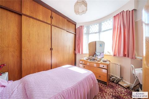 22 Parkthorne Drive, Harrow, HA2 7BU