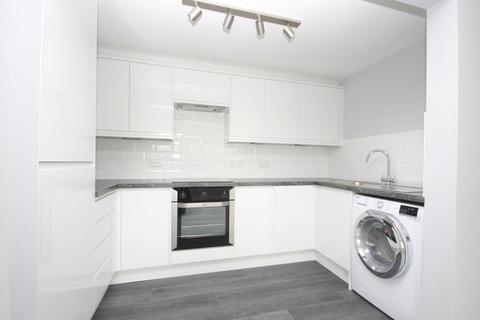 1 bedroom apartment for sale, BENNETTS FARM PLACE, GREAT BOOKHAM, KT23