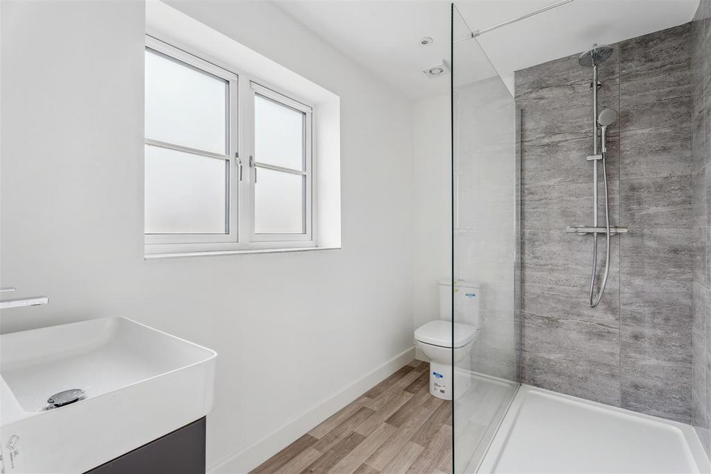Master En-Suite
